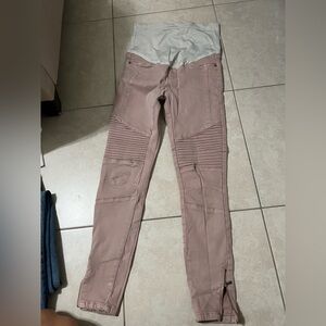 Pinkblush maternity skinny jeans blush color
